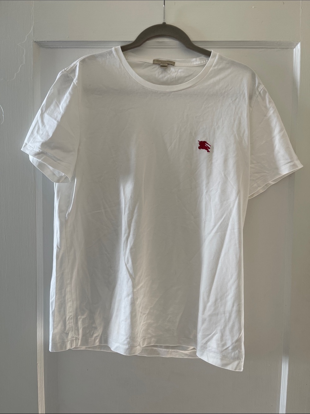 Burberry White Short-Sleeve Crewneck T-Shirt with Red Logo